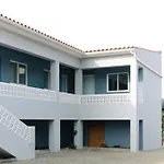 Guest house Cova De Lobo 3*