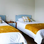 Cova De Lobo Guest house Batalha