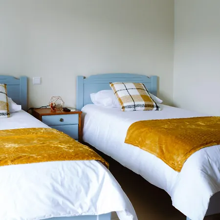 Gasthuis Cova De Lobo Batalha